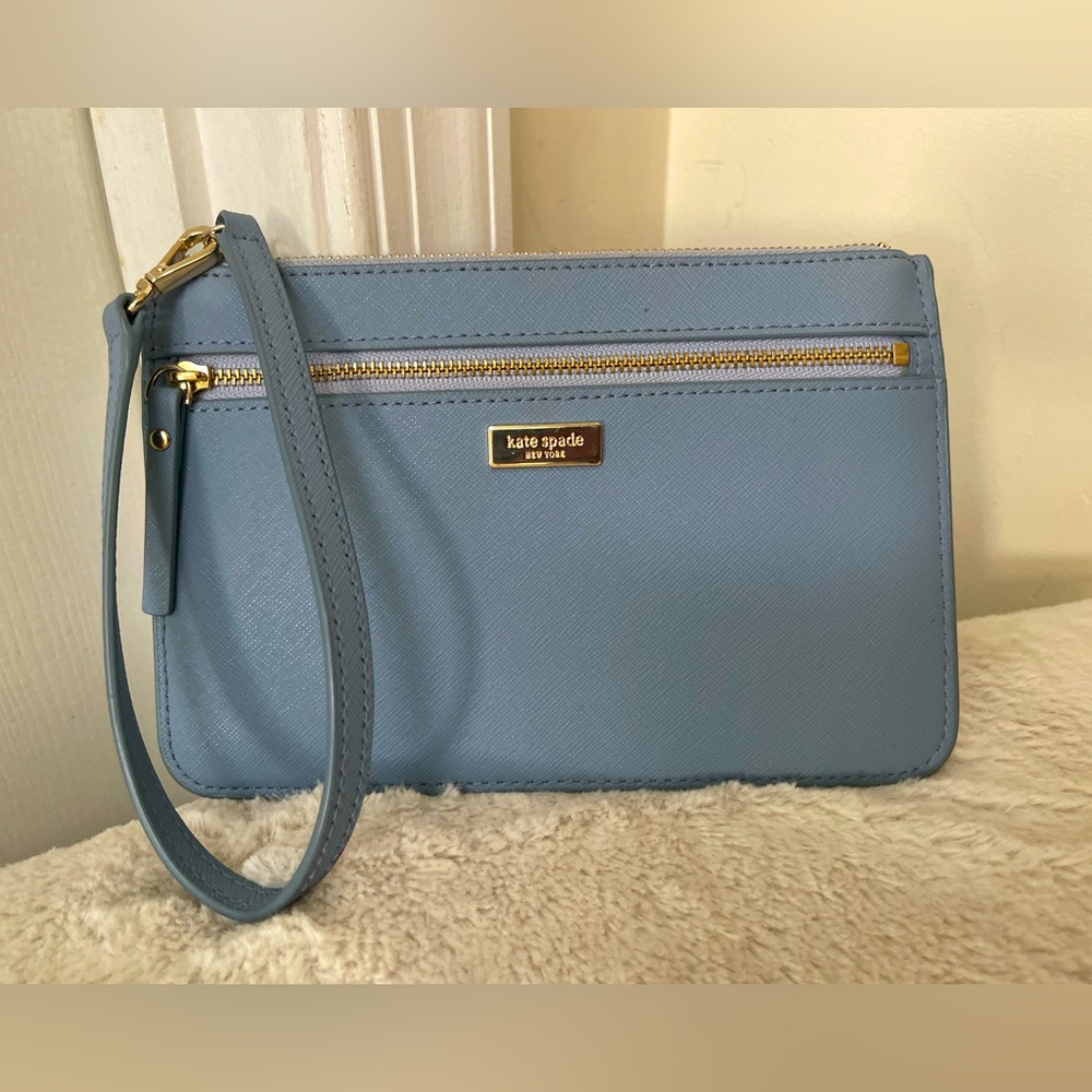 Kate Spade Blue Leather Clutch Wristlet like new